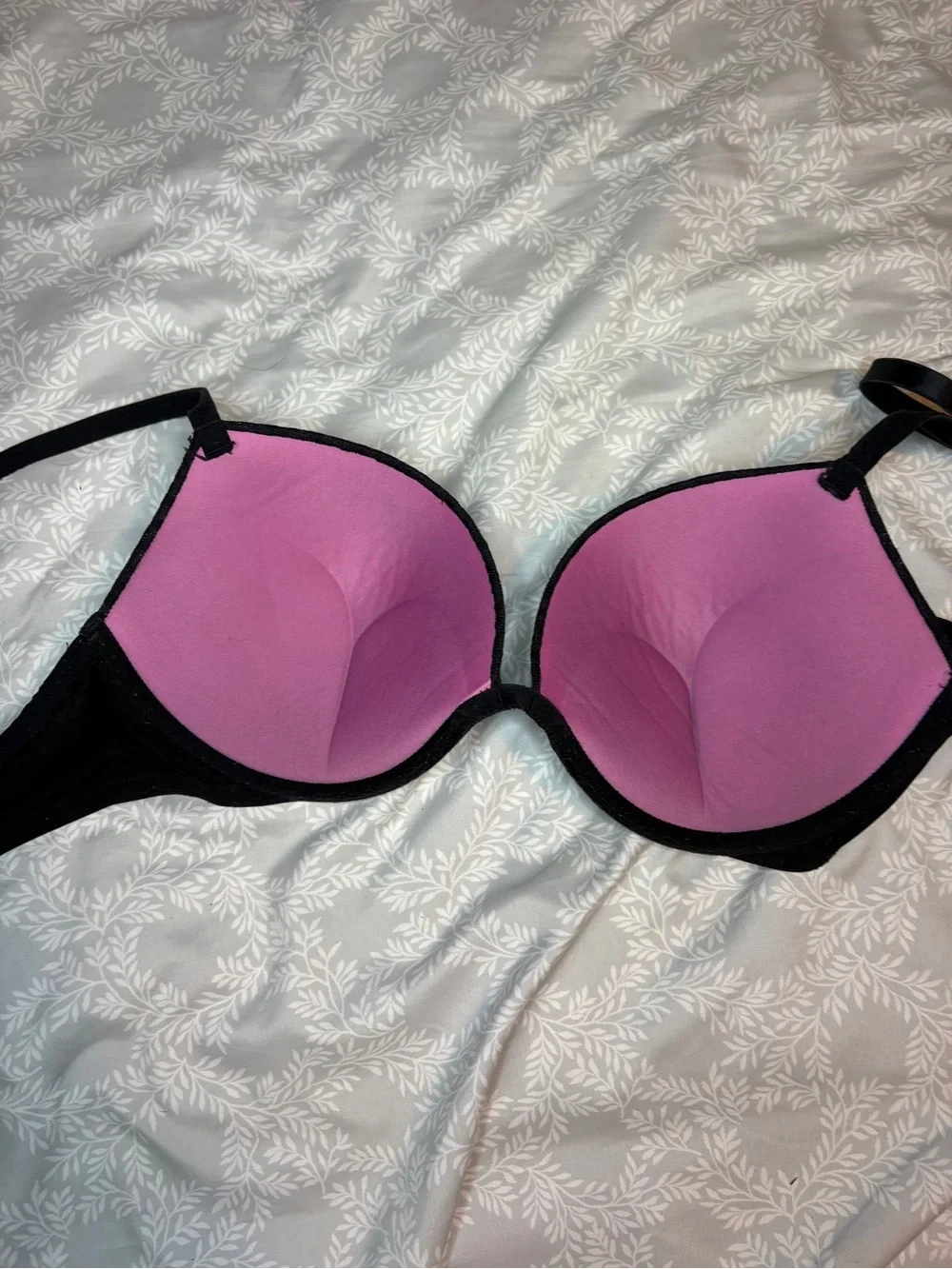 PINK Victoria's Secret Black Padded T-Shirt Bra